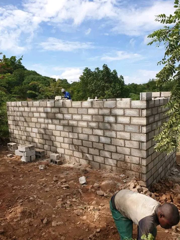 House for sale in kasupe kawire Quick Sale Hurry K45,000 Negotiable.