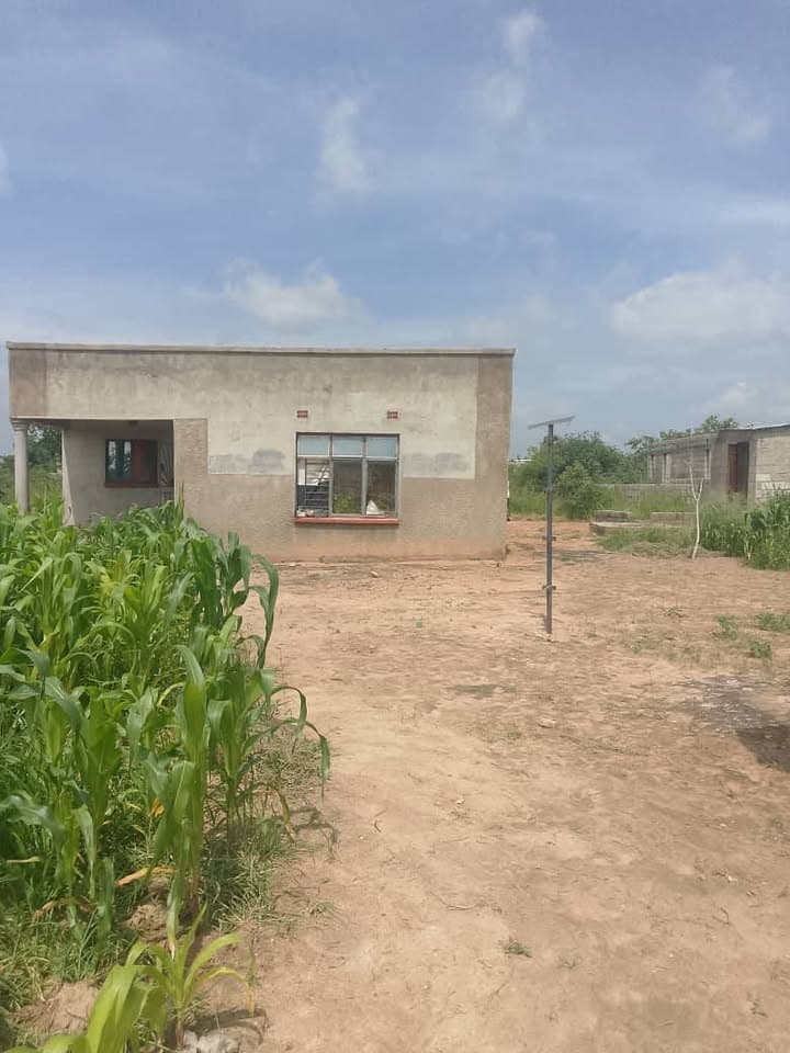 2 Houses for sale in kasupe last bus station Quick Sale Hurry K240,000 Negotiable.